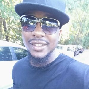 Meet your Posher, Ace